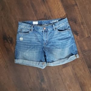 Gap 1969 Sexy Boyfriend Shorts